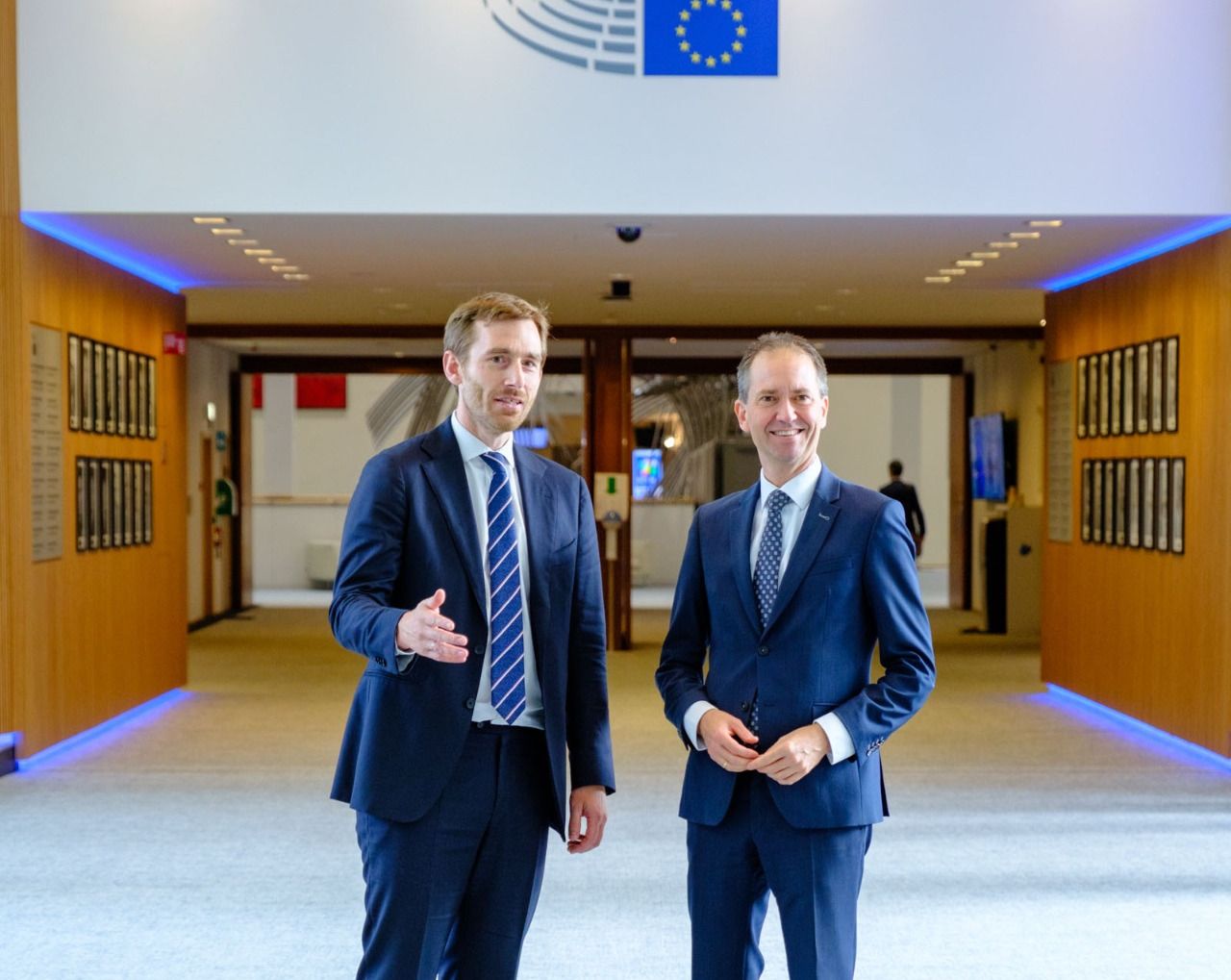 Dirk Gotink en Eddy van Hijum - Europees Migratiepact 2.jpg